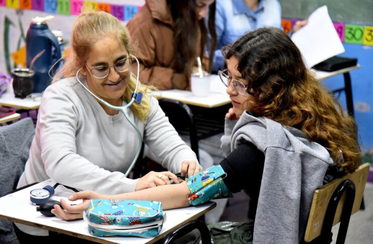 Santa Fe Acá continúa recorriendo escuelas y barrios de Rosario